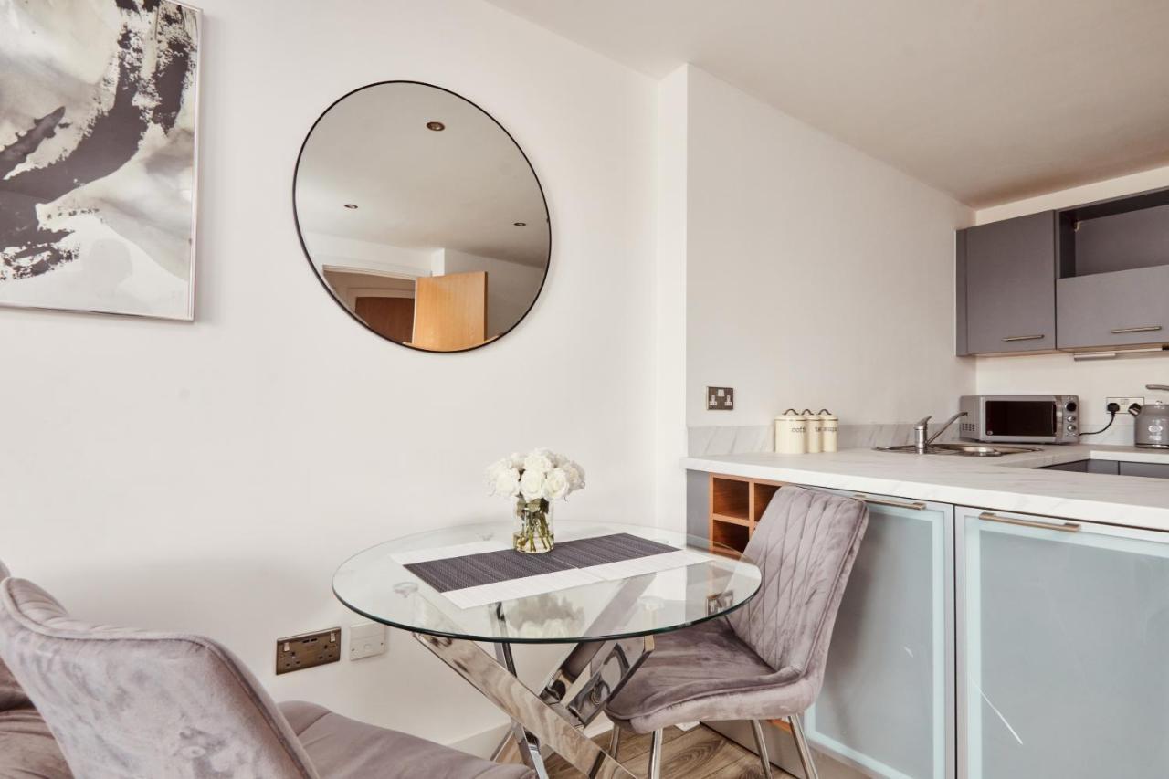 Deluxe River Canal View & Free Secure Parking! Leeds  Exteriér fotografie